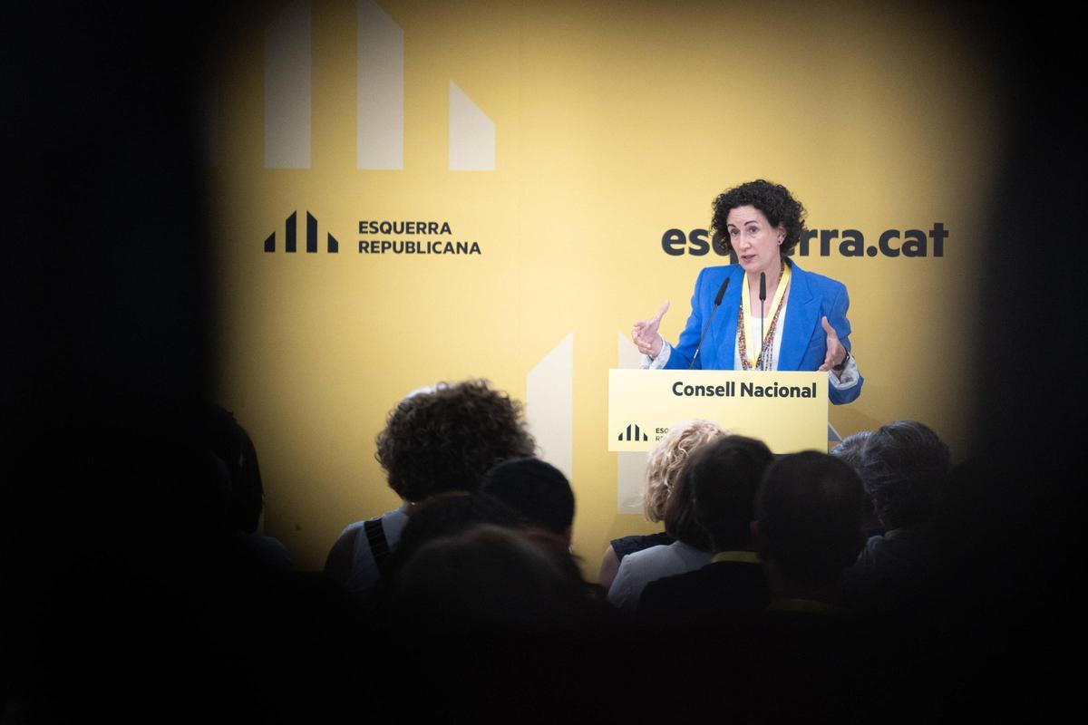 The general secretary of ERC, Marta Rovira, at the first national council when she returned from Switzerland.