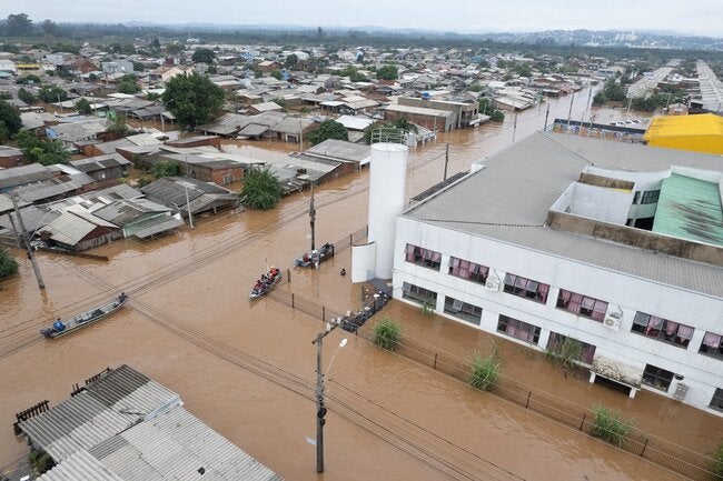 Member States adopt policy to strengthen the health sector in the face of climate change, with a focus on vulnerable populations and equity - PAHO/WHO