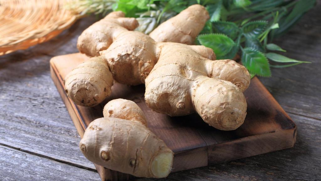 Stock image of ginger.