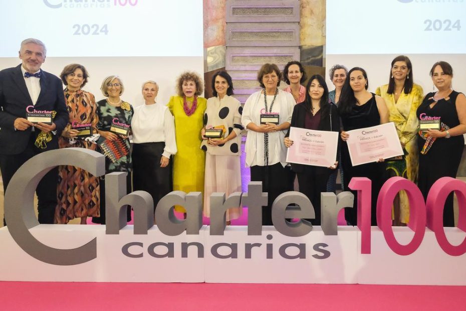 Entrega de Premios y Becas Charter 100 Canarias