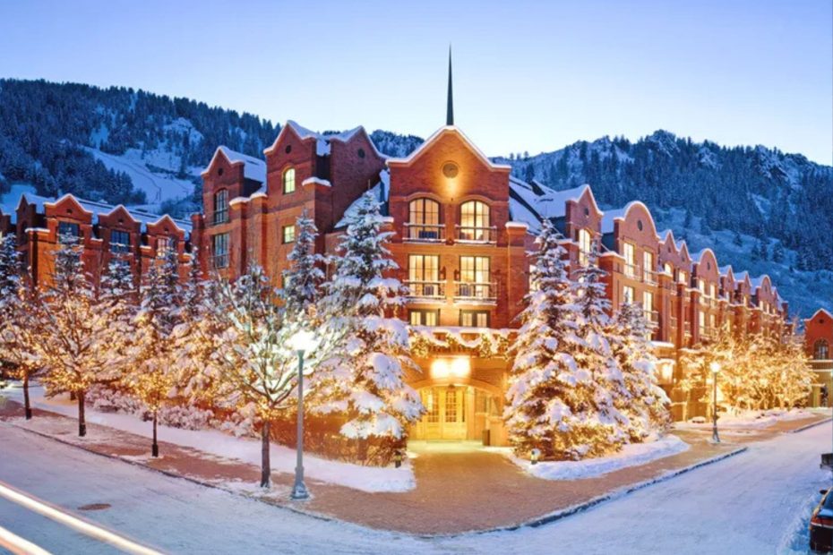 Aspen, the Winter destination where luxury and adventure meet – BADHOMBRE Magazine