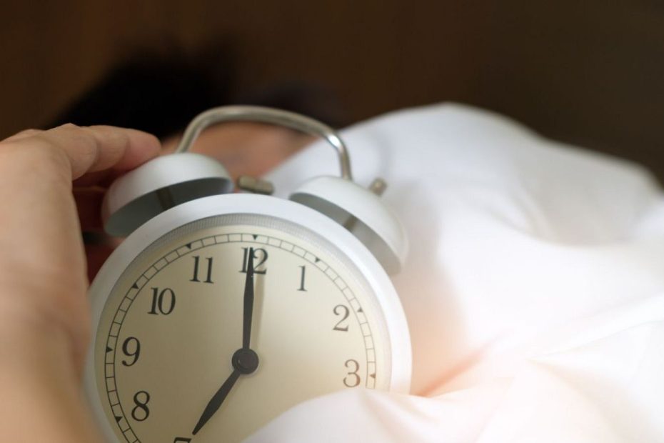 Daylight saving time ends this weekend in Europe: How does it affect health?