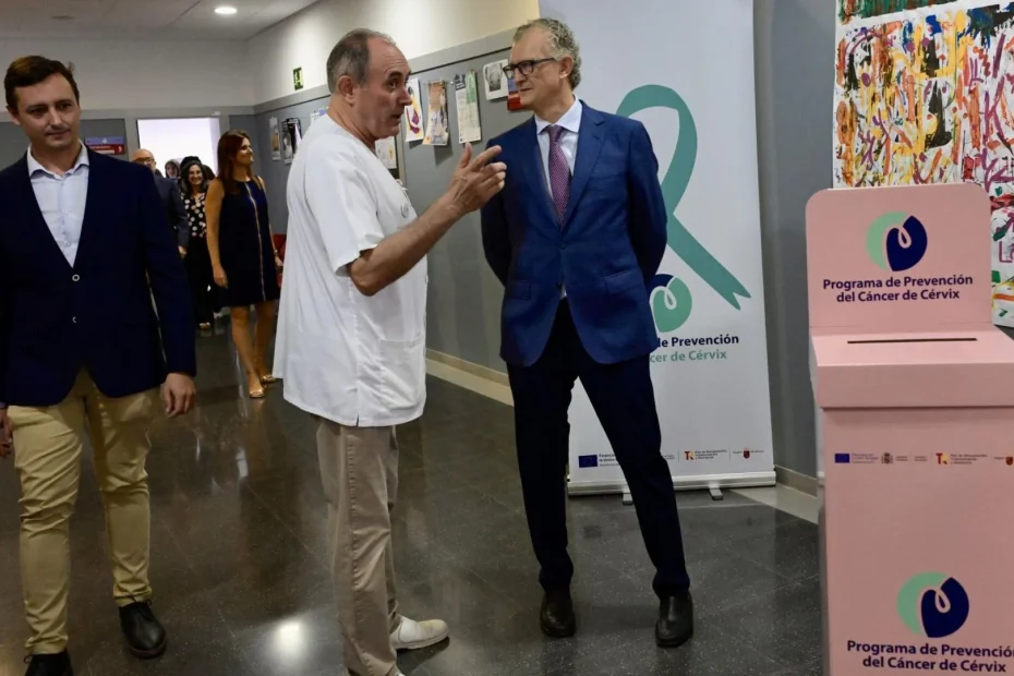 Health pilots the new cervical cancer screening in Murcia for women aged 30 to 65 years