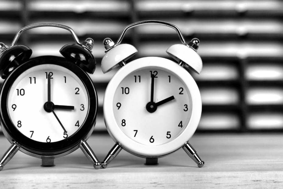 This Sunday the time changes: How does it affect your health? Impacts on sleep, heart and mood